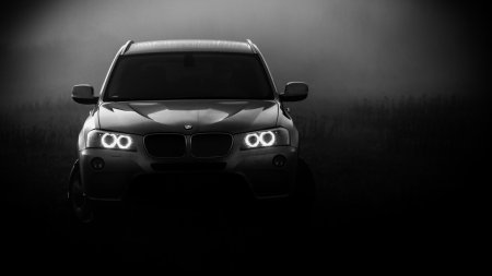 BMW x5 e70 в темноте