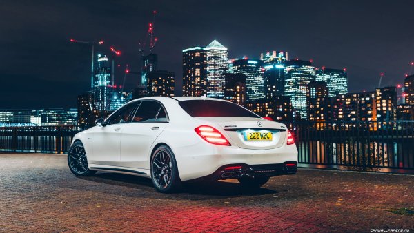 Мерседес с63 АМГ 4к