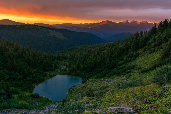 Озеро Золотарное Ергаки