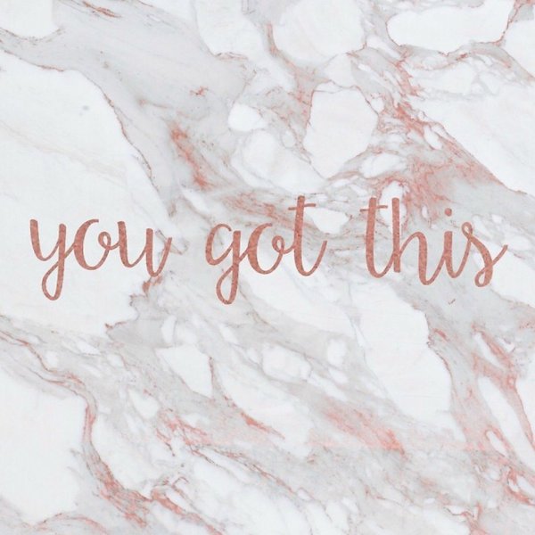 Надпись на белом мраморе