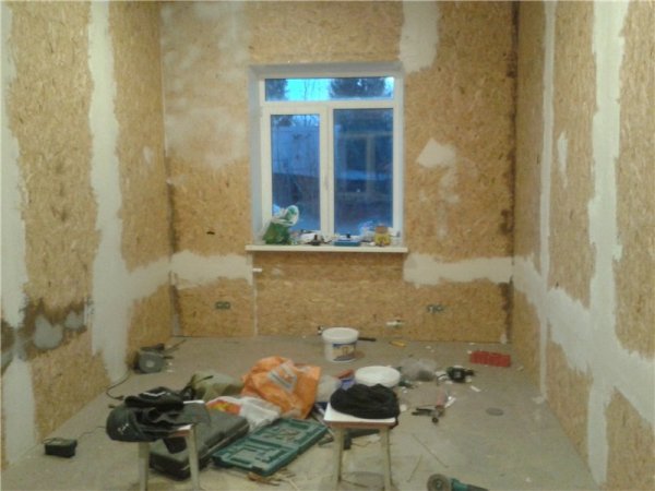 Оклеиваем обои на ОСП