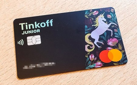 Дебетовая карта тинькофф Junior