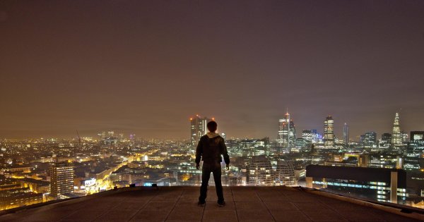 Ночной город с крыши