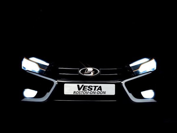 Лада Веста св кросс эмблема