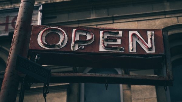 Текстура вывески магазина