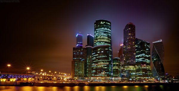Вид с Москоу Сити ночью