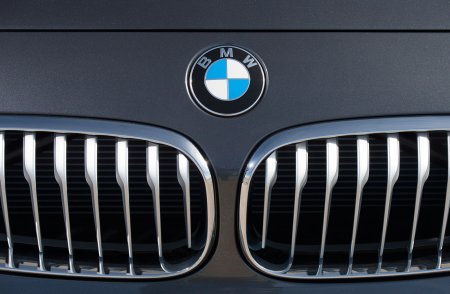 Урбан ноздри БМВ 1