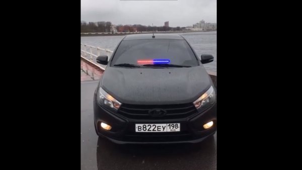 Оперская Лада Веста с ФСО