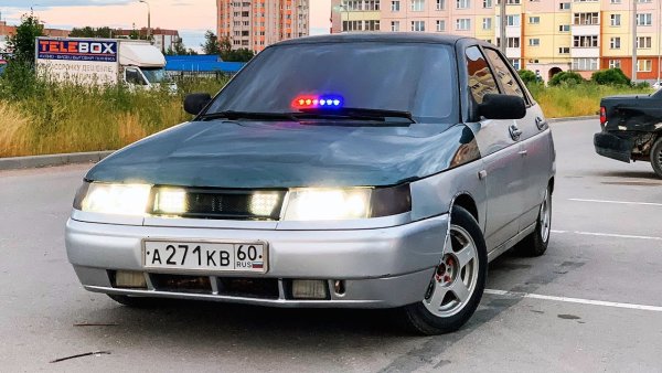 ВАЗ 2112 а271кв