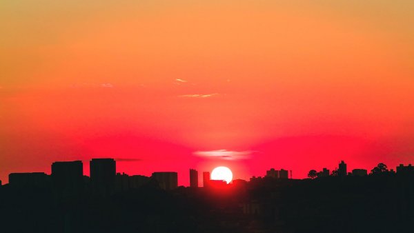 Закат в городе