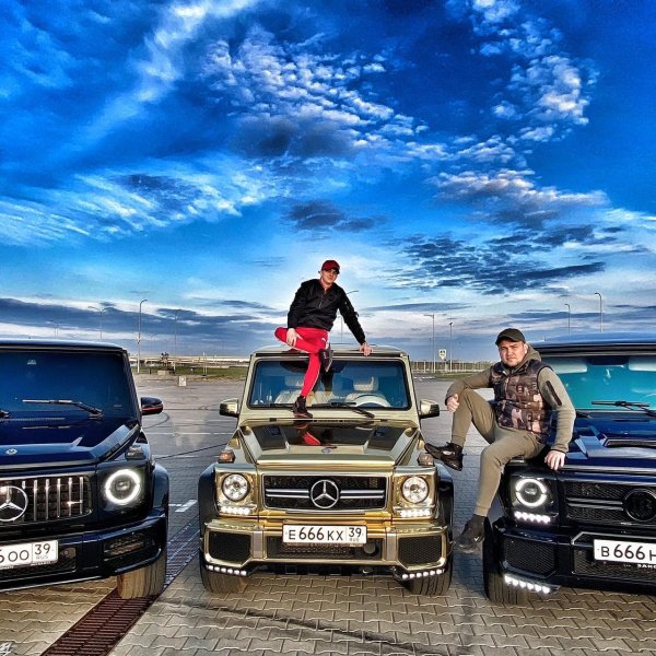 Паша Пэл новый Гелендваген