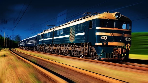 Красивый поезд