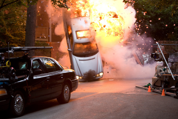 Взрыв машины в воздухе