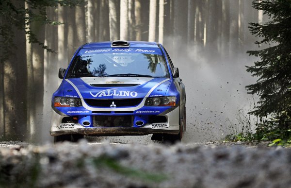 Mitsubishi Evolution 10 Rally