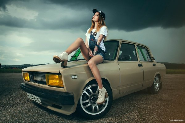 Девушки и Жигули