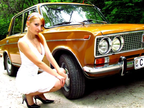 Русские девушки и автомобили