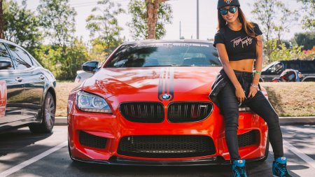 BMW m8 girl