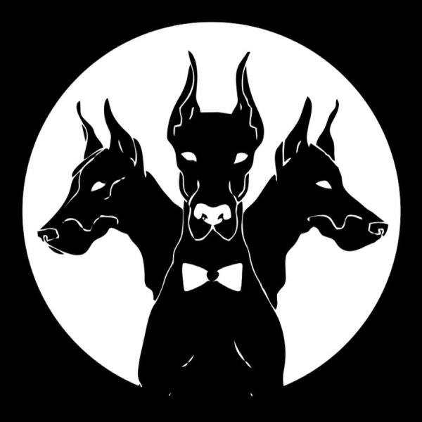 Данжеон догс Доберман