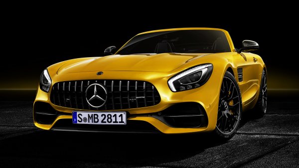 Mercedes Benz AMG gt s Roadster