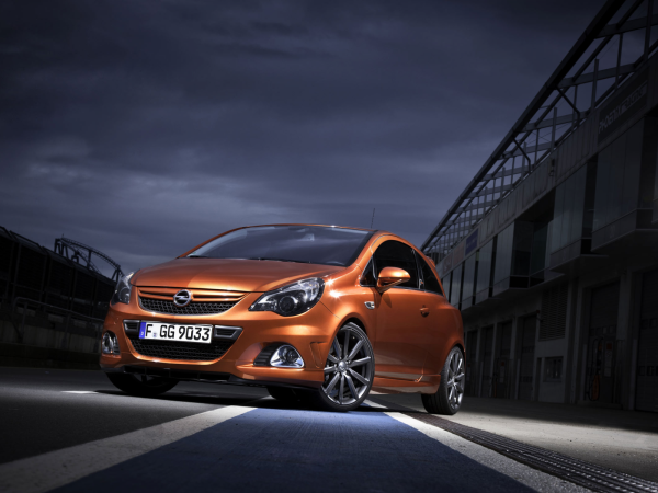 Опель Астра h Corsa