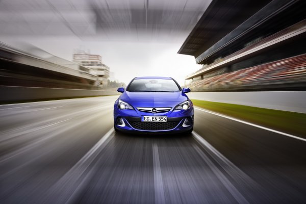 Opel Astra OPC 2015