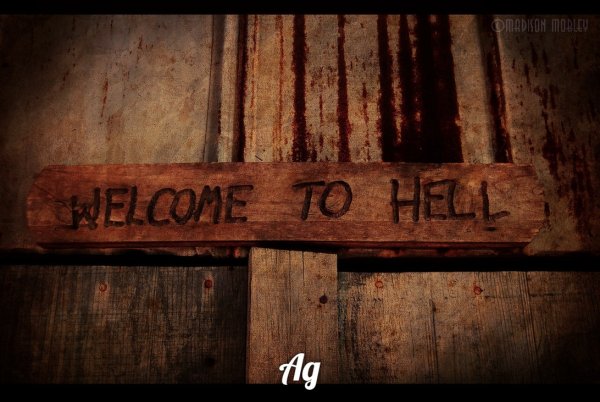 Табличка Hell