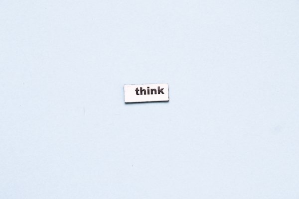 Эстетика надписи Минимализм