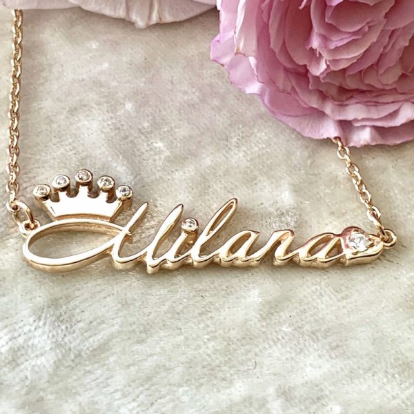 Кулон с именем Милана