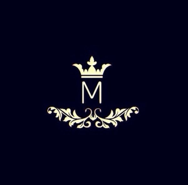 Корона с именем Мадина