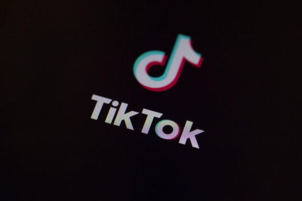 Шапка тик ток