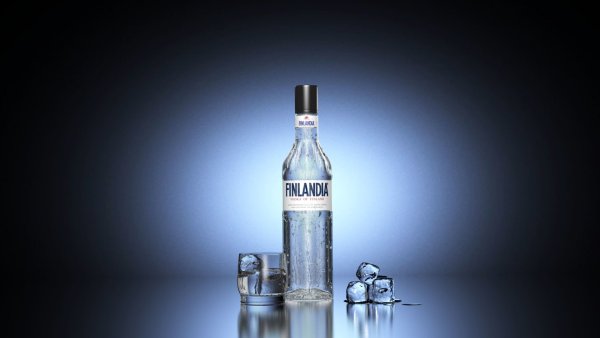 Бутылка водки на черном фоне