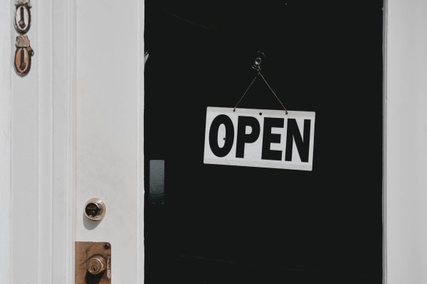 Красивая надпись open