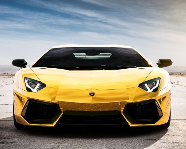 Lamborghini Aventador lp700-4 желтый