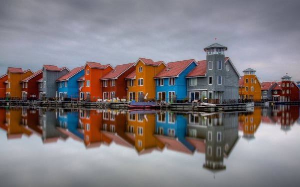 Голландия Теллеген дом