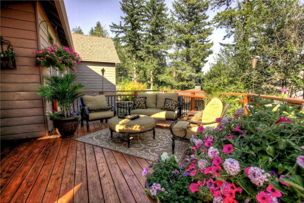 Красивая дача