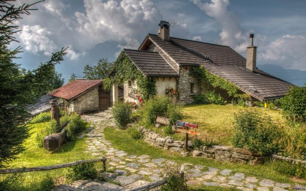 Деревенский домик