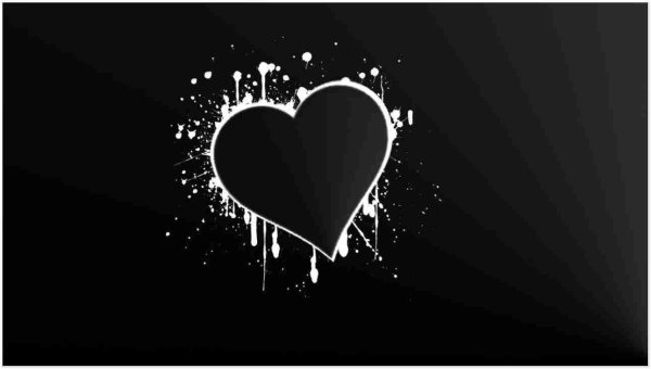 Сердцеселое на черном фоне