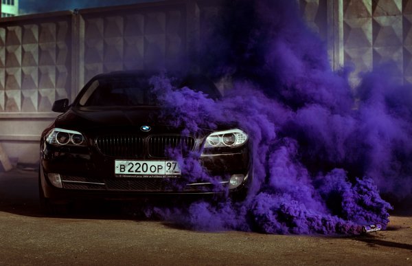 БМВ м5 ф90 в дыму