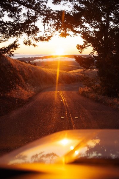 Солнце на дороге