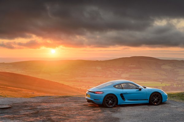 Porsche 718 Cayman