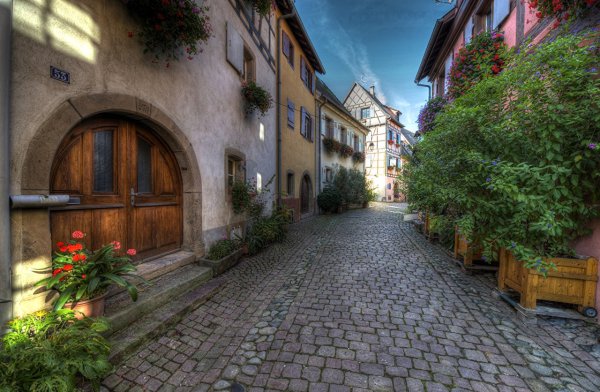Улочка городка Эгисхайм, Франция
