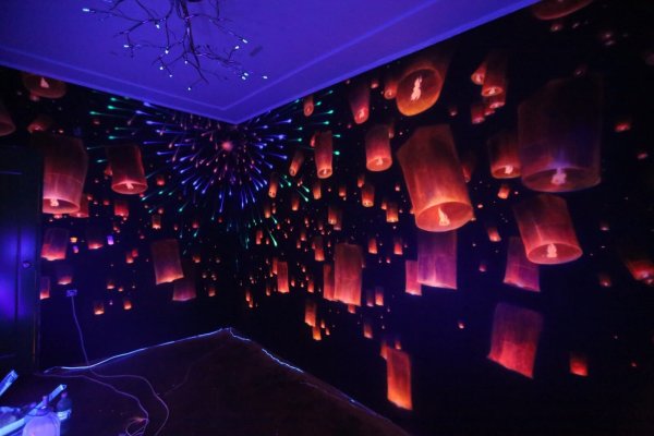 Люминесцентная краска в интерьере