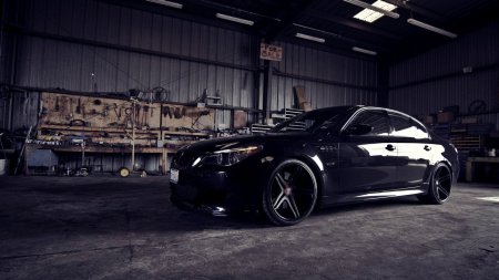 BMW e60 4k Black