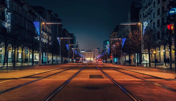 Улицы ночного города
