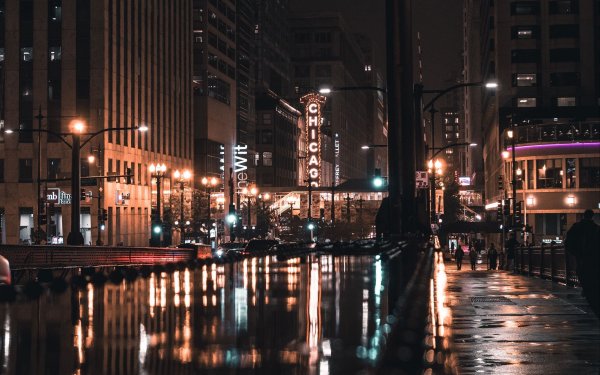 Улицы ночного города