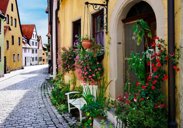 Брусчатая улочка Италии