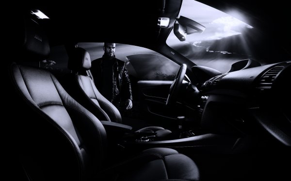 Салон авто темный