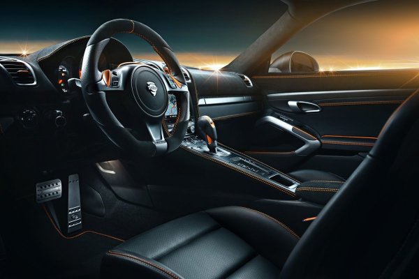 Порше Кайман 2013 Interior
