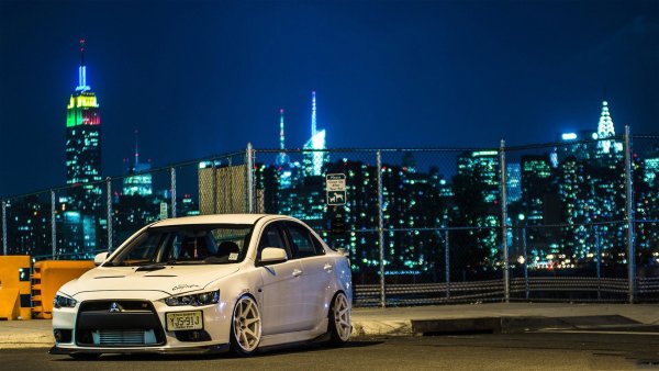 Mitsubishi Lancer Evolution Night