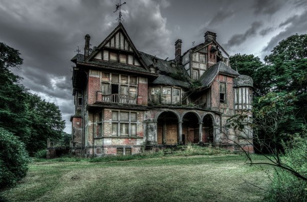 Заброшенные поместья Англии